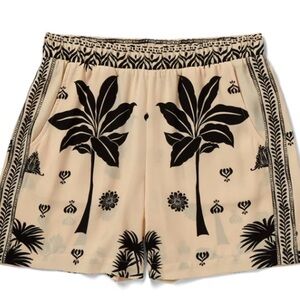 Cabi Marrakesh Short #6635 M NWOT